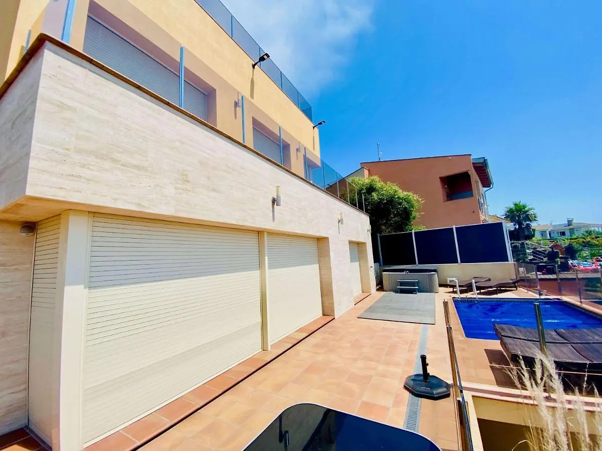 Luxury Villa Investingspain With Sea Views, Pool And Jacuzzi Lloret de Mar